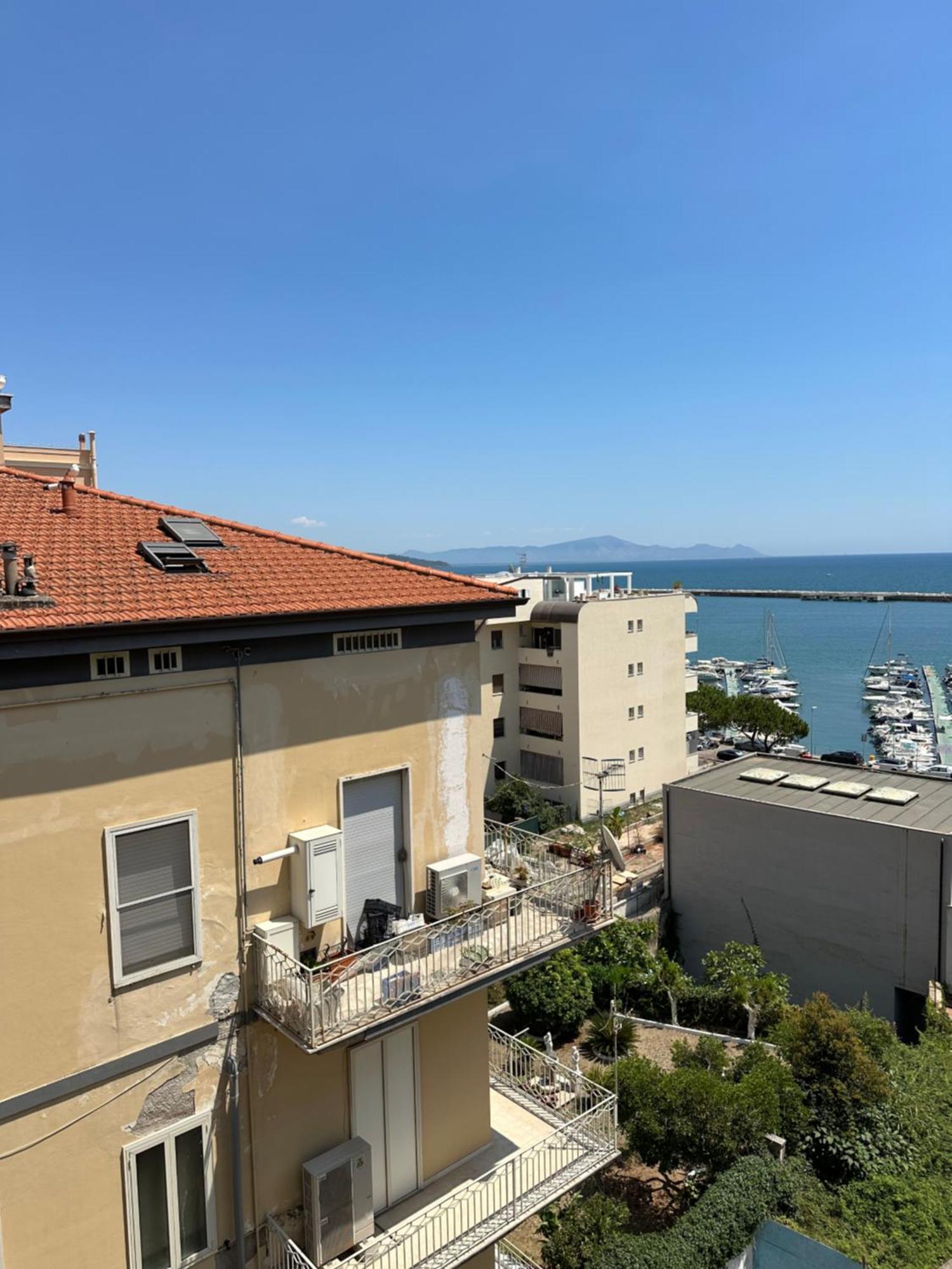Luxury Suite Vitruvio 55 Formia Exterior photo
